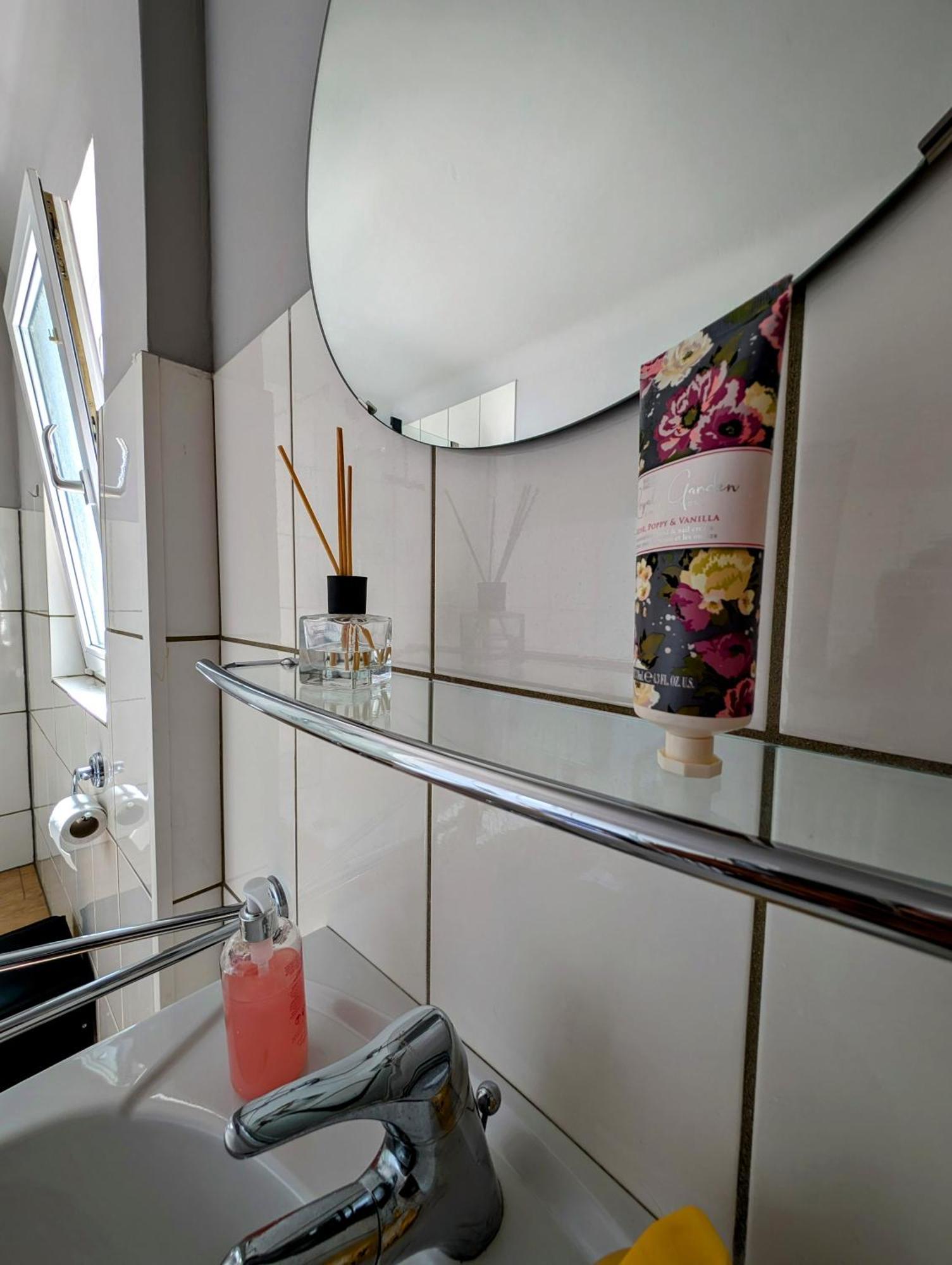 Fewo Bambi Idar-Oberstein - Naturtraum Hunsrueck - 2 Schlafzimmer - Netflix Exterior foto